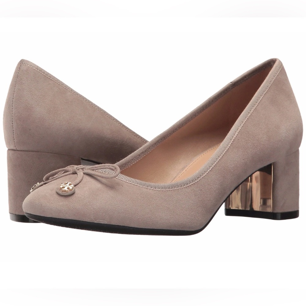 Like New:: Tory Burch Gray Suede Shoes, 7.5